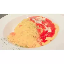 愛羽 仁美