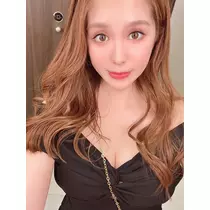 黒輝 りさ