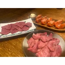 紬 ひい