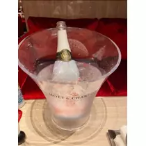 宝條 夏恋