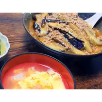 めい