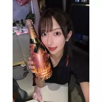 神楽 むぎ