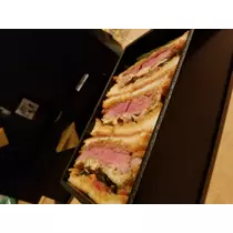 荒木 ナツミ