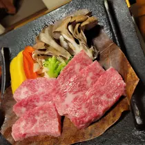 桃 かんな