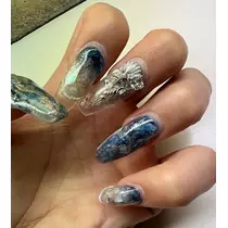優莉