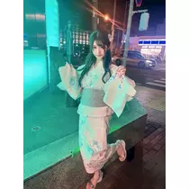 天乃 りさ
