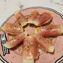 桃 かんな