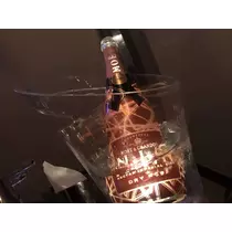 紗貴
