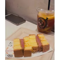 ゆうり