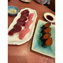 ティラノまな
