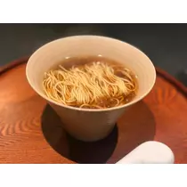 めい