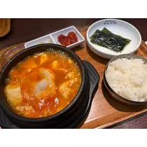 香川 ゆい