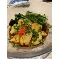 トモミ