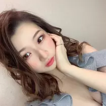 足立 はな