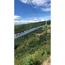 愛羽 仁美