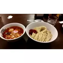 えみり