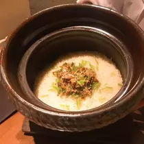 愛咲 まみ