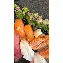 佐野 エマ