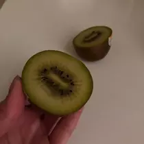 華