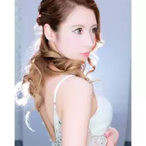 一咲 エム
