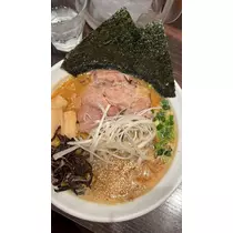 乙川 ゆあ