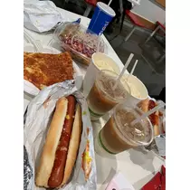 愛羽 仁美