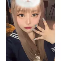きぃ