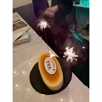 ティラノまな