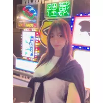 夏目 梨仔