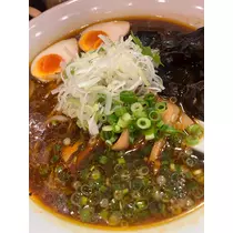 黒輝 りさ