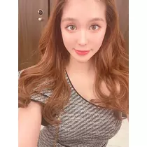 黒輝 りさ