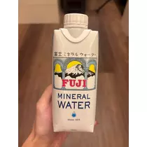 紬 ひい