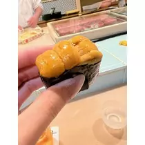 美波 ななみ