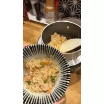佐野 エマ