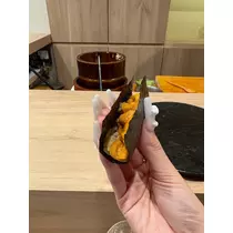 佐野 エマ
