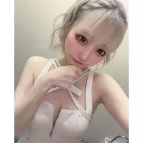 雛鶴 めい