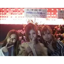 愛羽 仁美
