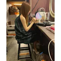 愛羽 仁美