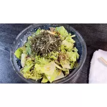 愛羽 仁美