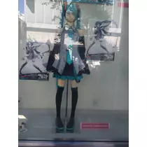 蓮見 リア