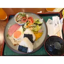 まい
