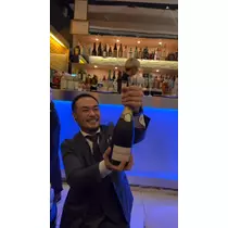 マコト