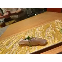 香川 ゆい