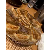 美波 ななみ