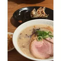 紬 ひい