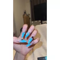 ナナ