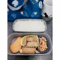 エミ （スタッフ）
