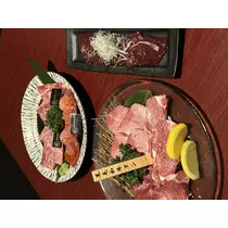 小鳥遊 もか