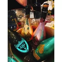 愛羽 仁美