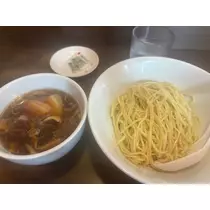 紬 ひい